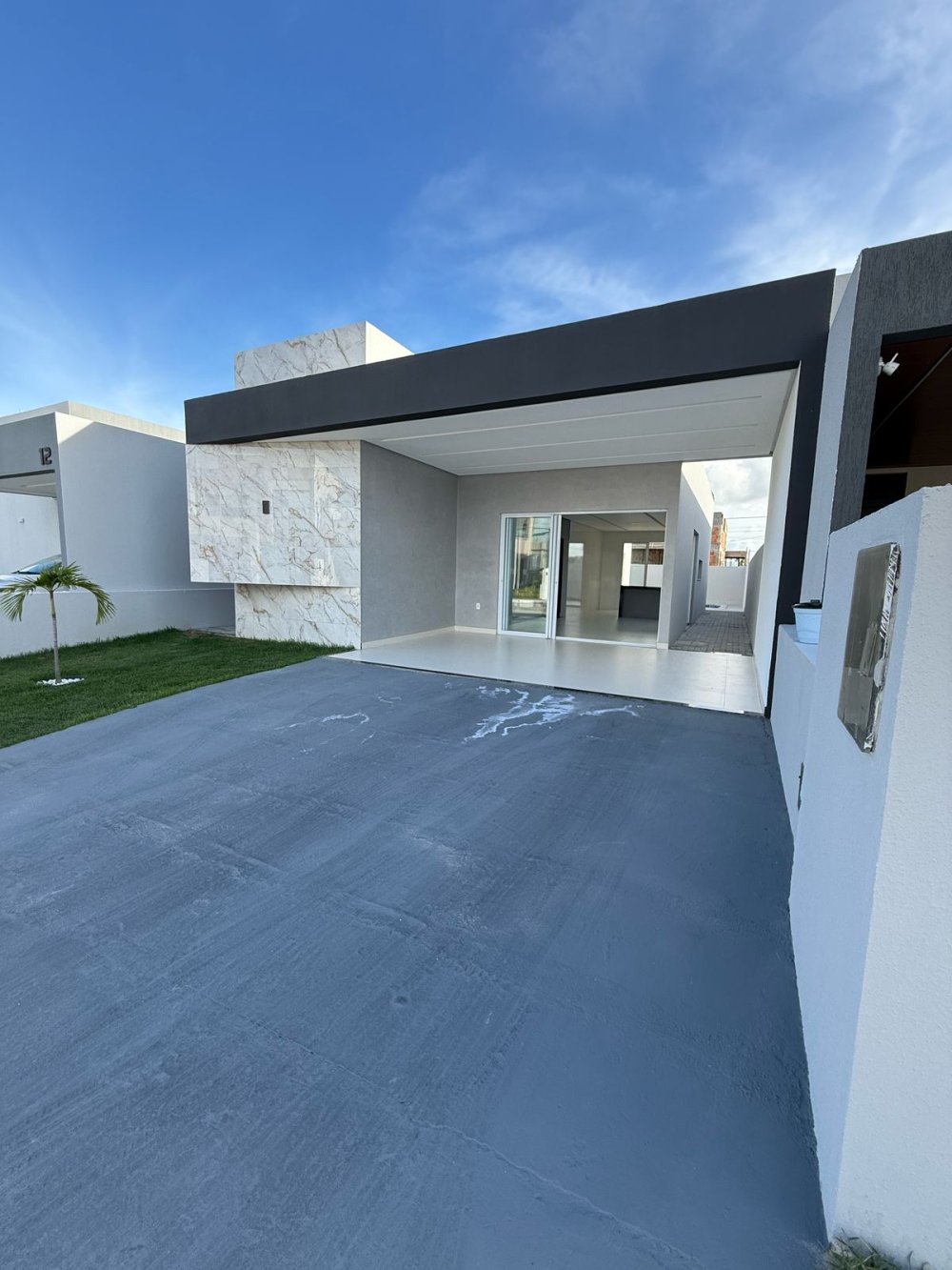 Casa em Condomínio - Venda - Zona de Expansão (olhos D'agua) - Barra dos Coqueiros - SE